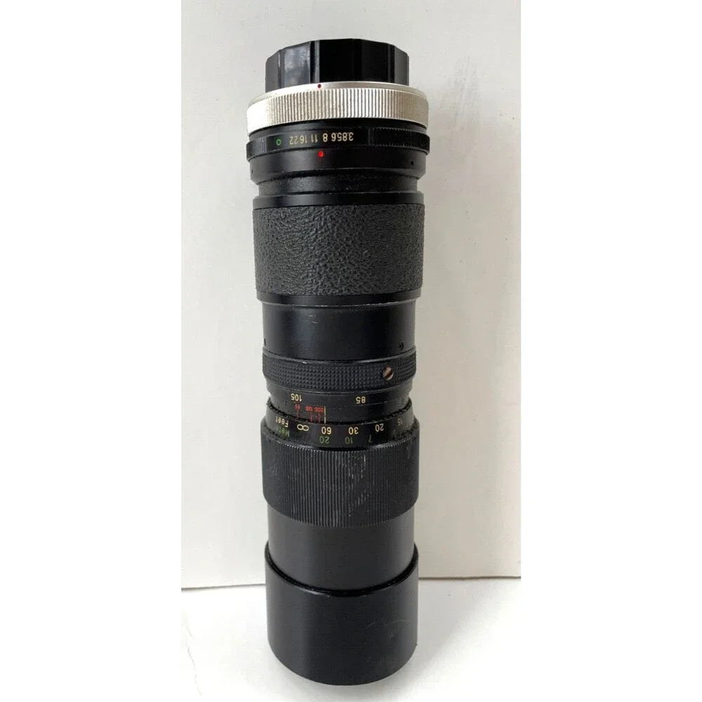 Vivitar 85-205mm F/3.8 Tele-Zoom Lens w/ Skylight Filter, Lens Caps & Case